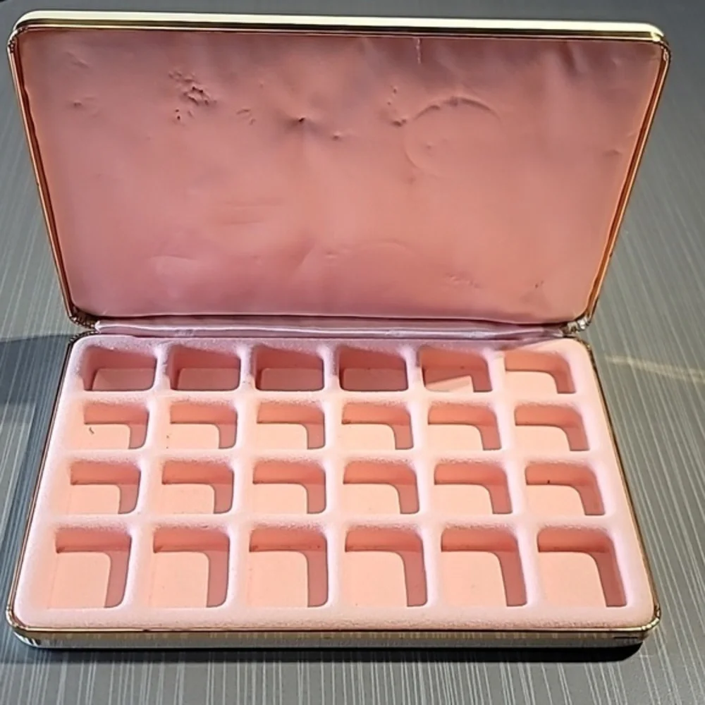 Vintage Maureen Jewelry/Earring‎ Box Carrying Case 5.75